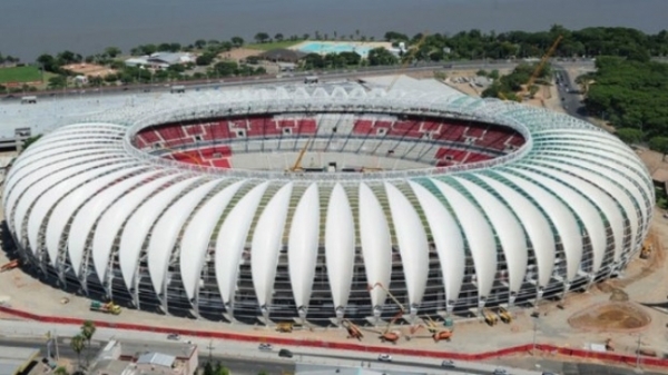 Prefeito de Porto Alegre admite risco de a cidade ser exclu�da da Copa do Mundo