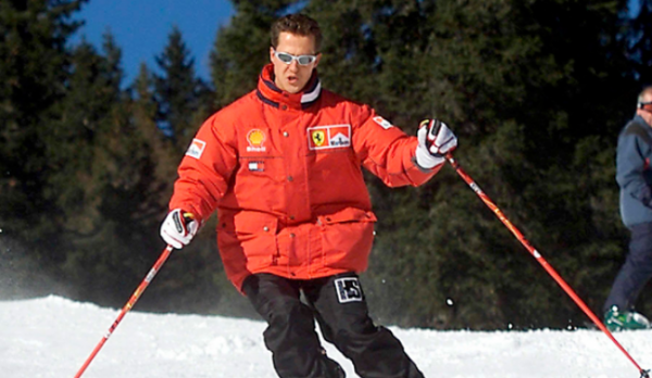 Internado h� quase 100 dias, Schumacher movimenta olhos e responde vozes, dizem jornais europeus 