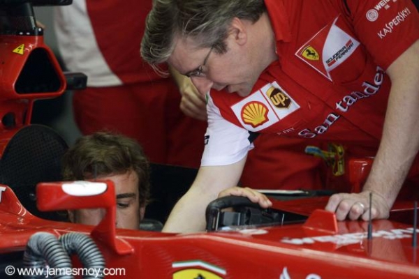 De chefe novo, Ferrari desiste de ca�a � Mercedes e quer ter 2� melhor carro